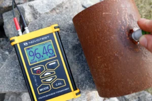 Ultrasonic Thickness Gauge Novotest UT-1M-ST dapat mengukur dengan range luas karena ada amplifikasi 2 stages, V-correction